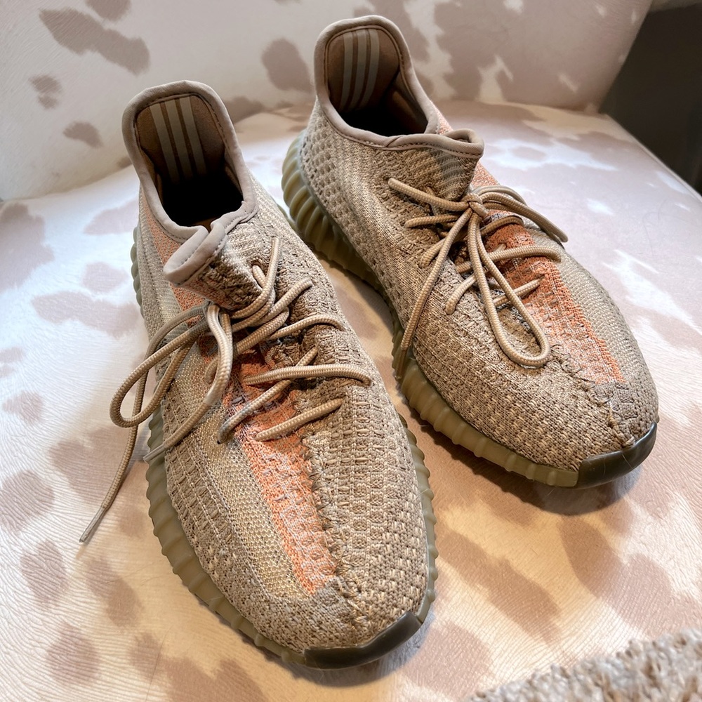Size US 8 M Yeezy boost 350 V2 in sand taupe - lightly worn - laces changed